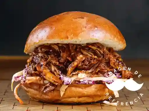 Pulled Pork Burger Triple + Papas Fritas