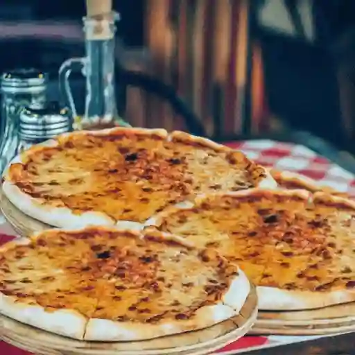 3x Pizzas Tradicional