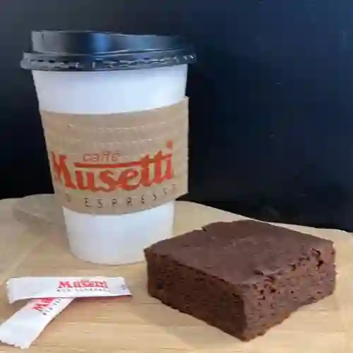 Café latte 12 oz. + brownie