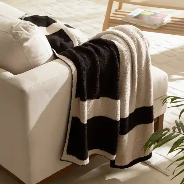 Manta Tejida 125 x 150 cm Casaideas