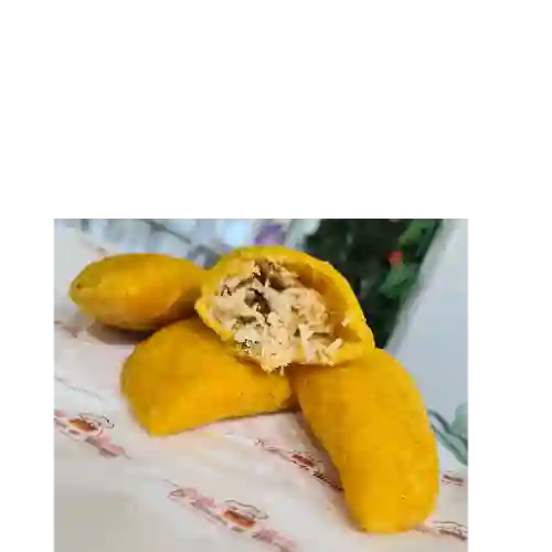 Empanadas Venezolanas de Pollo Mechado