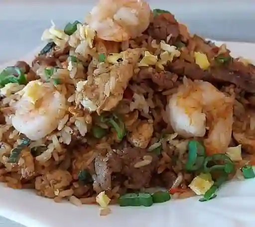 Arroz Chaufa Tres Sabores