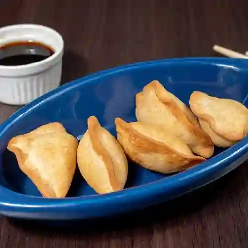 Gyosas pollo (5 und)