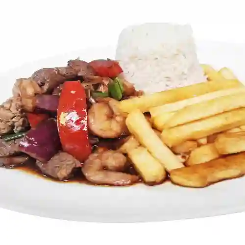 Nuevo Saltado Tres Sabores