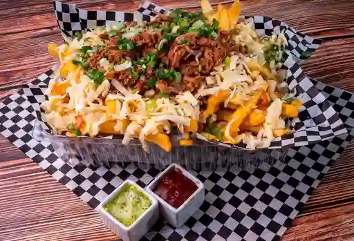 Papas Fritas con Mechada