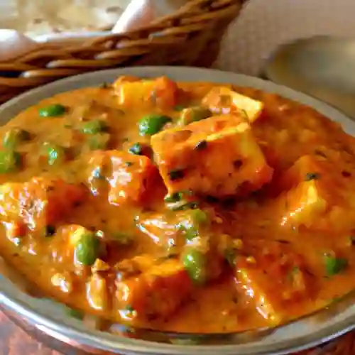 Tawa mutter paneer con arroz basmati