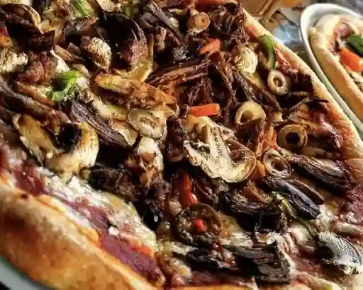 Pizza Carne Mechada 25 Cm