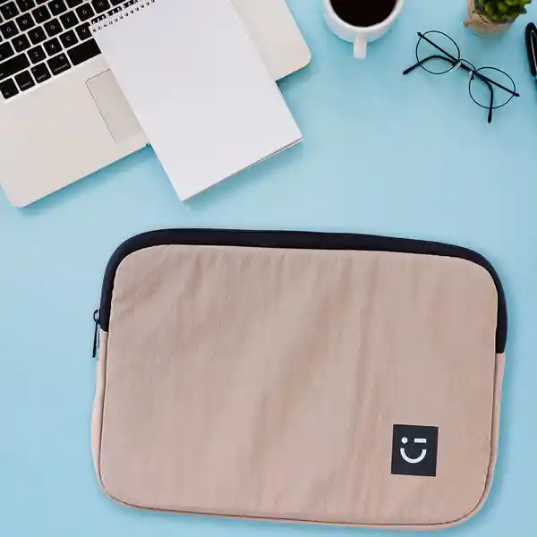 Funda Para Laptop Miniso