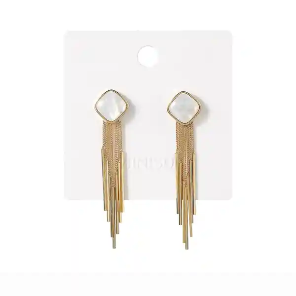 Aretes de Borla Modelos Mixtos Miniso