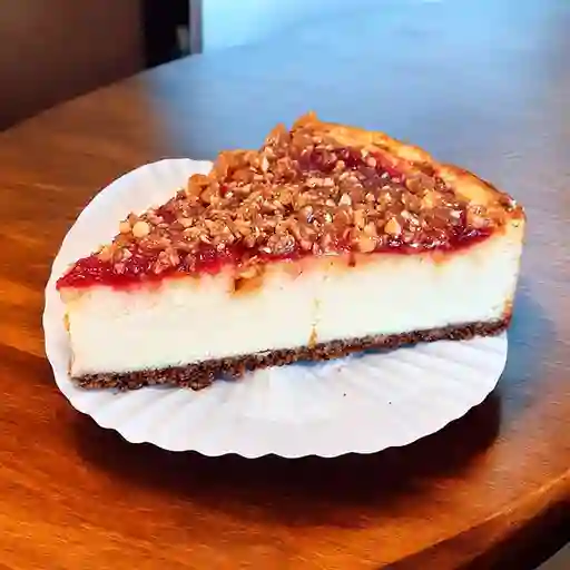 Cheese Cake de Frambuesa y Crocante de Maní