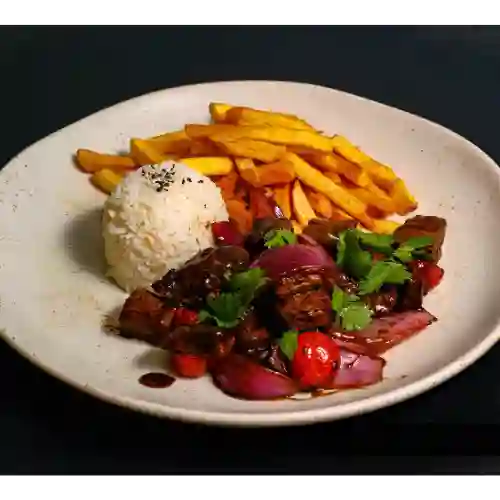 Lomo Saltado