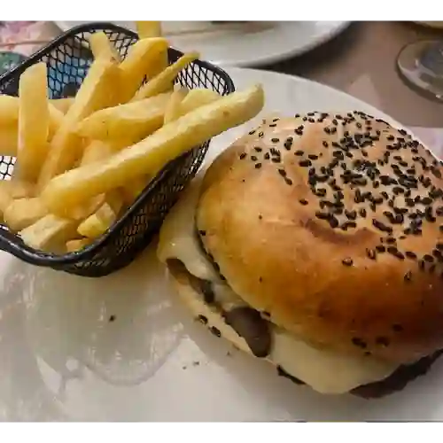 Barros Luco con Papas Fritas