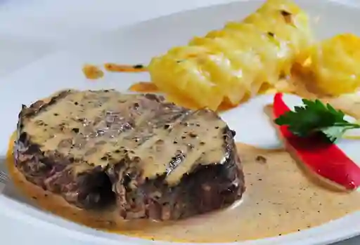 Lomo a la Pimienta Negra