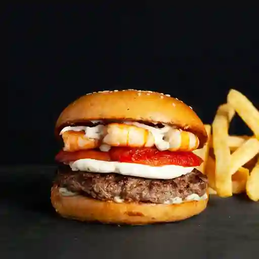 Doble Camarona Burger + Papas