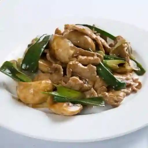 Cerdo Champignon con Arroz