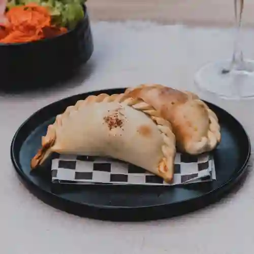 Empanada de Carne Cortada a Cuchillo
