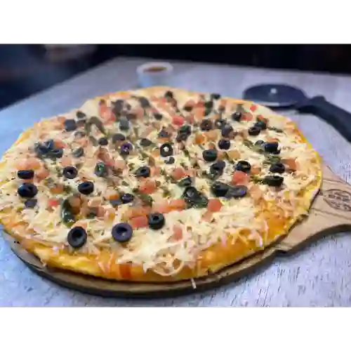 Pizza Tradicional Vegana Mediana