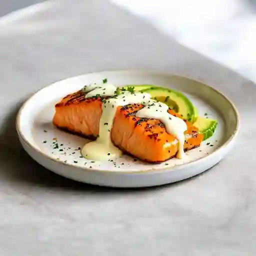Salmon, Palta, Queso Crema