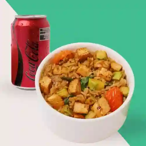 Salteado de Arroz y Pollo Teri + Bebida