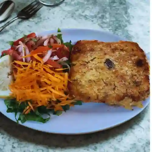 Pastel de Choclo con Ensalada