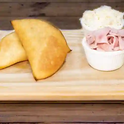 Empanada Jamón y Queso