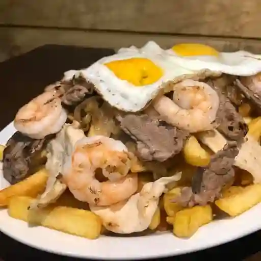 Chorrillana de Camarones