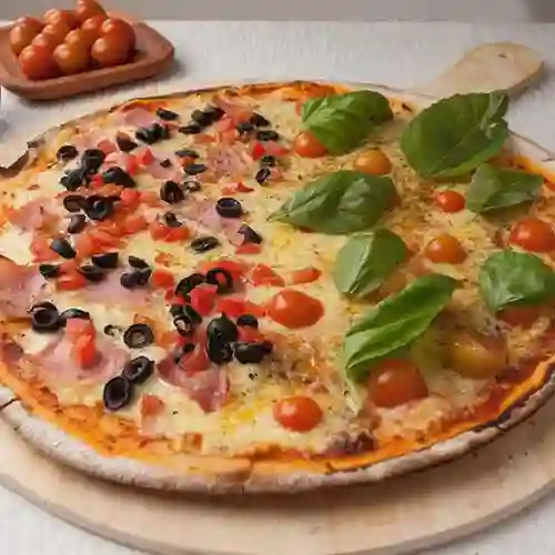 Pizza Margherita Mitad Pizza Camorra