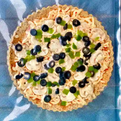 Keto Pizza Vegetariana (Sellada)