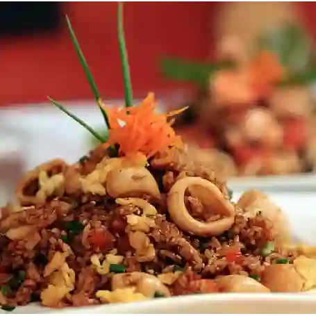 Arroz Chaufan de Mariscos