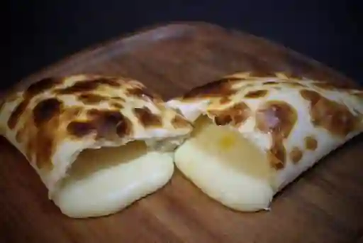 Empanada al Horno con Queso