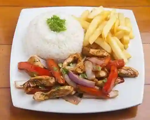 Pollo salteado