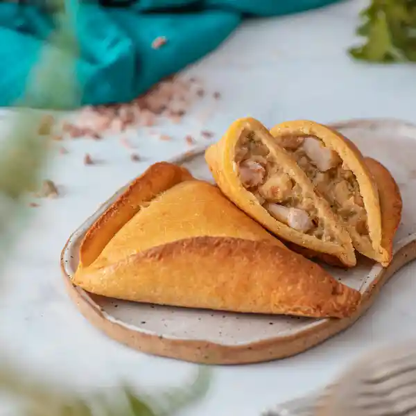 Empanada de Camarón Queso Keto