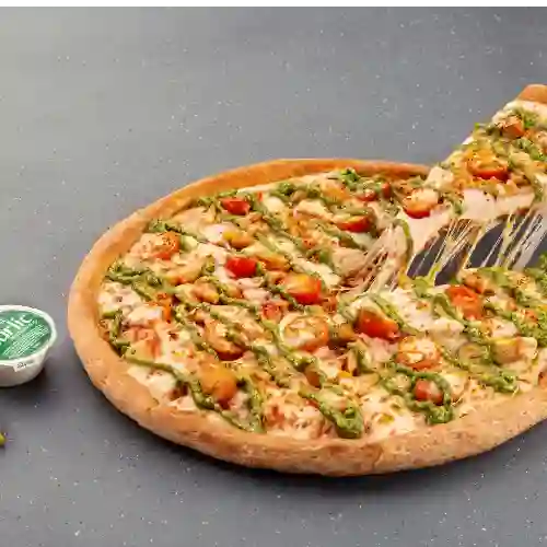 Pizza de Pollo Caprese Mediana