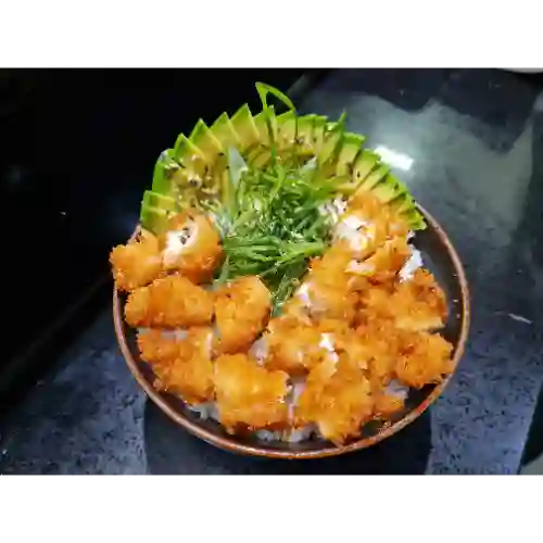 Gohan Chicken + Bebida Mini de Regalo