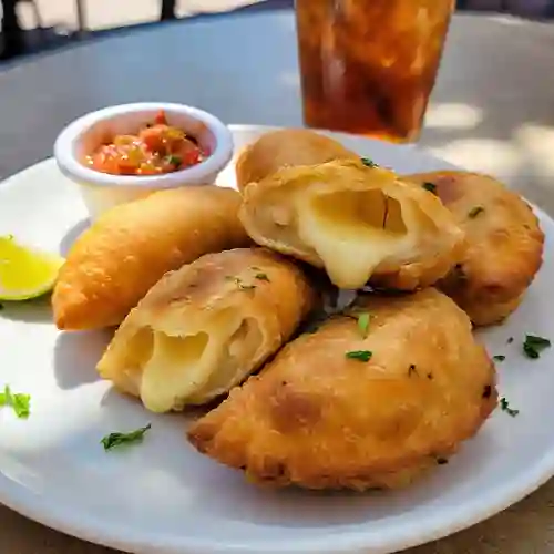 Empanadas de Queso