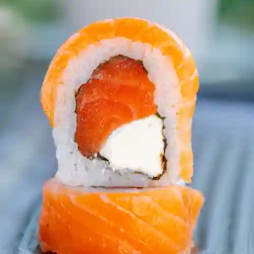 Sake Rolls Salmon