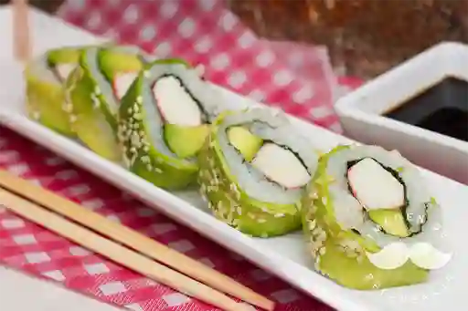 Avocado Kanikama Roll