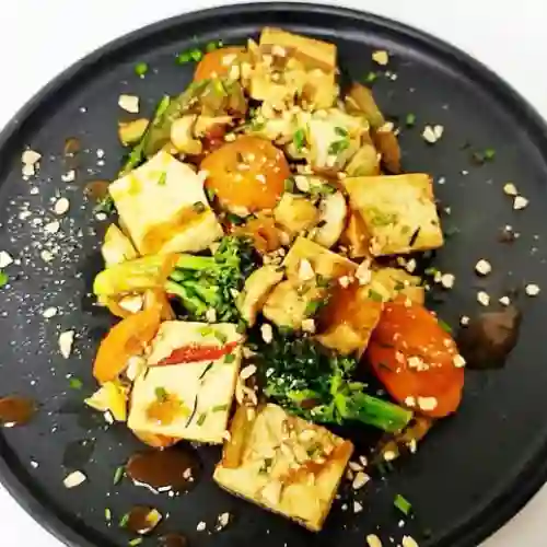 Tofu Grillado con Champiñones
