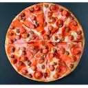 Pizza Todas Las Carnes Grande.