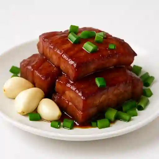 Chancho con Ajo y Cebollines