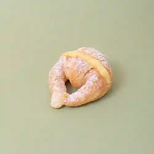 Medialuna con Crema Pastelera Coctel