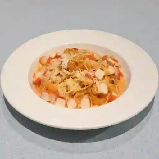 Fettuccine con salsa costa rosada