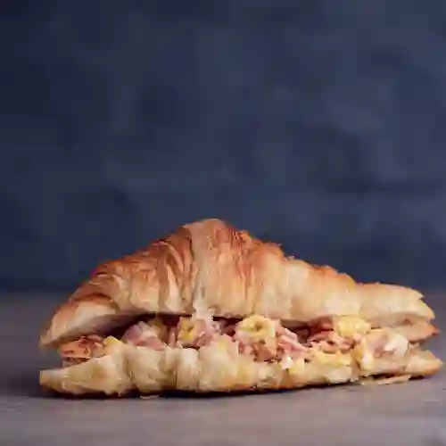 Croissant Huevito Jamón