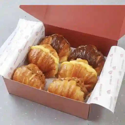 Caja de 6 Medialunas (Relleno Dulce)