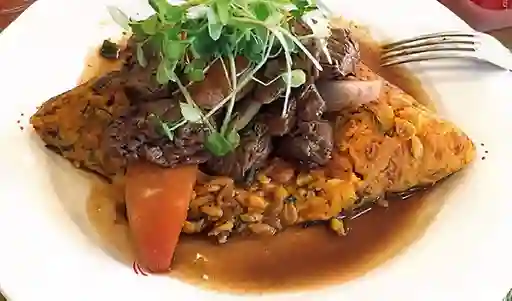 Tacu Tacu de Lomo Saltado