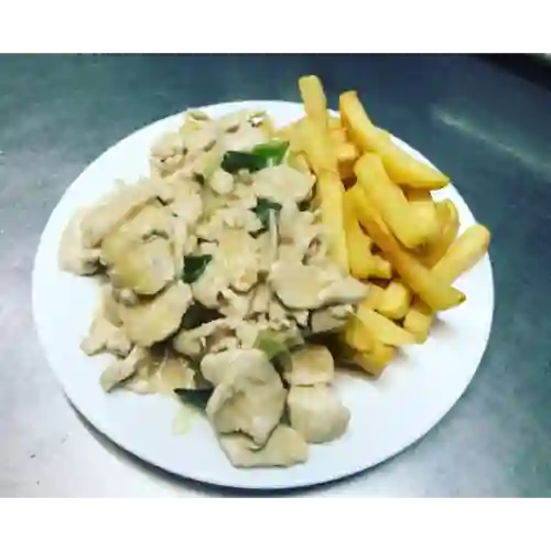 Pollo Mongoliano con Papa Frito