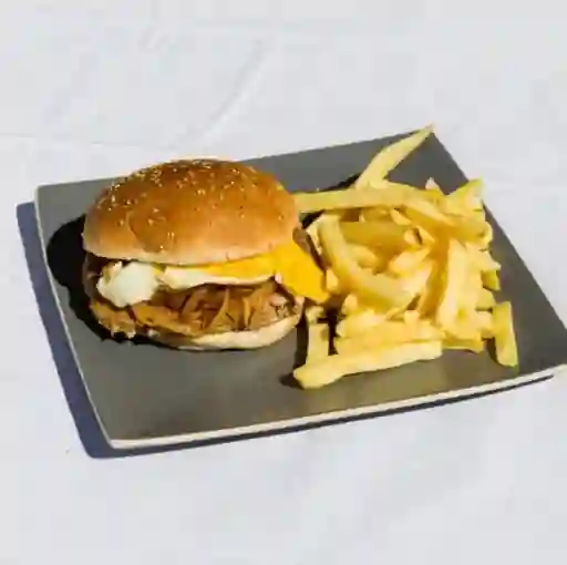 Hamburguesa A Lo Pobre 250g Papas Fritas