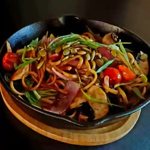 Tallarín Saltado Vegetariano