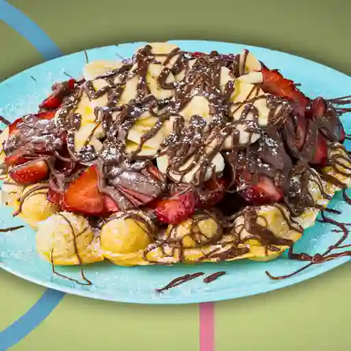 Waffle banana frutilla