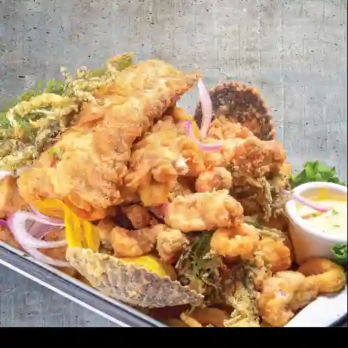 Chicharrón Mixto